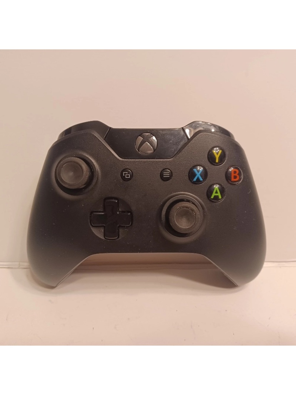 Microsoft Xbox One Wireless Controller - 1697 Model - Black
